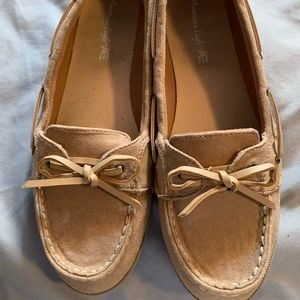 Moccasin style shoes